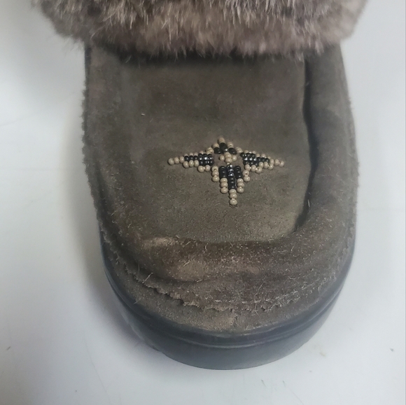 Manitobah Mukluks Snowy Owl - Picture 7 of 13